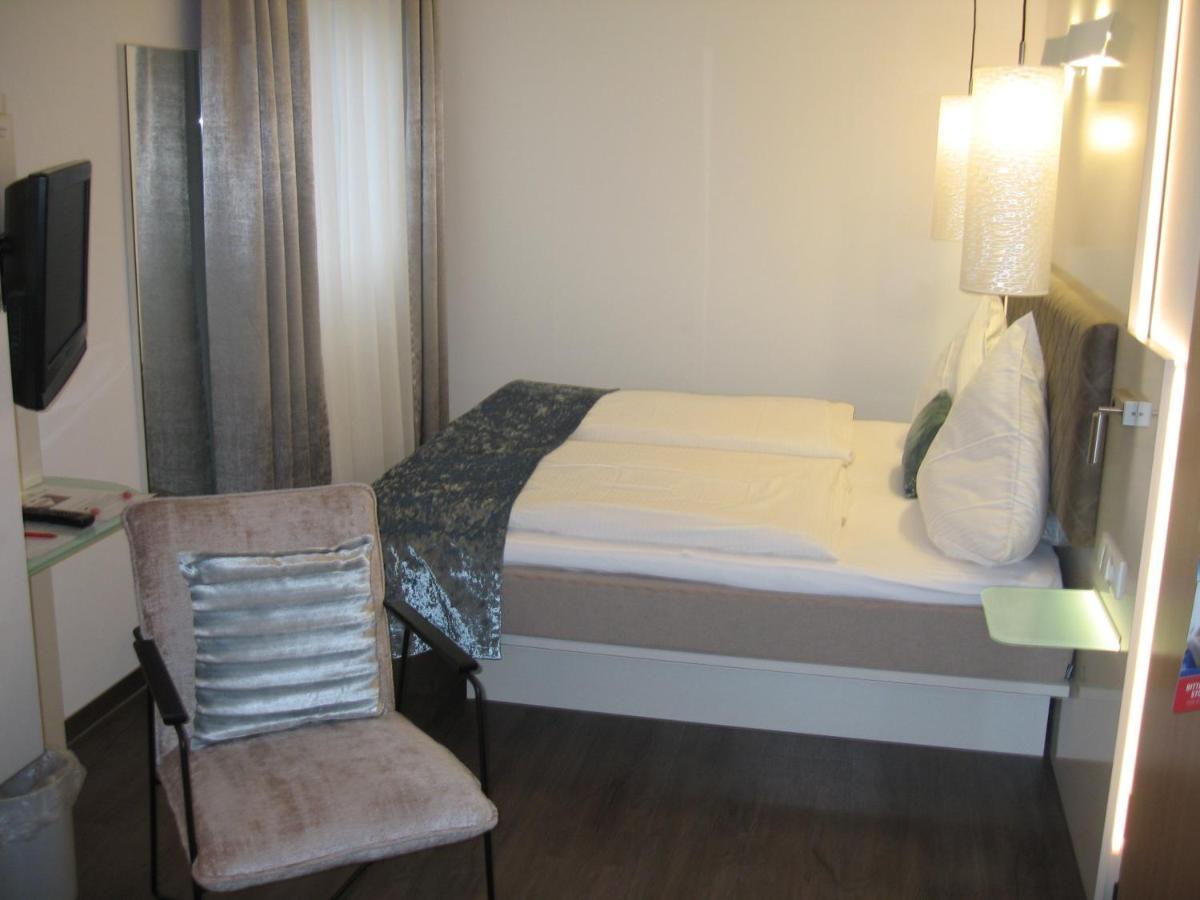 Hotel Windjammer Бюзум Экстерьер фото