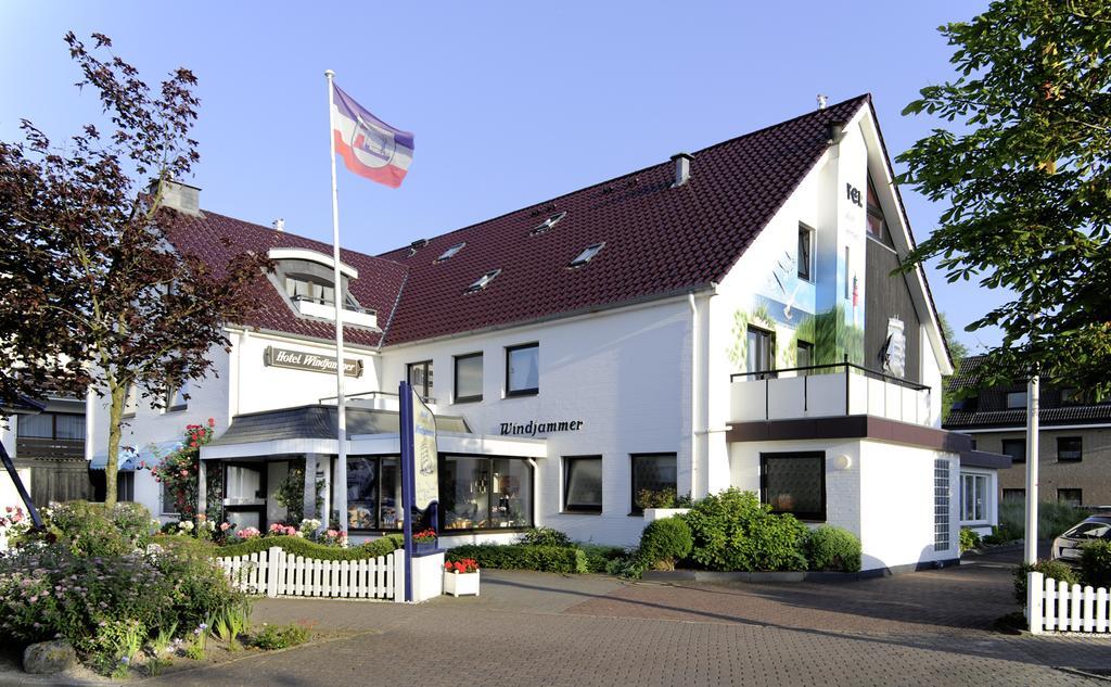 Hotel Windjammer Бюзум Экстерьер фото